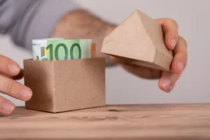 Landlord fixed and variable costs investment