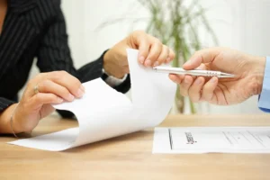 9 signs of a bad property manager