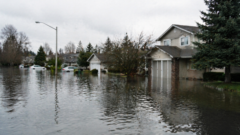 Washington SB 6237 flood risk disclosure rental lease requirement 2026 landlord guide